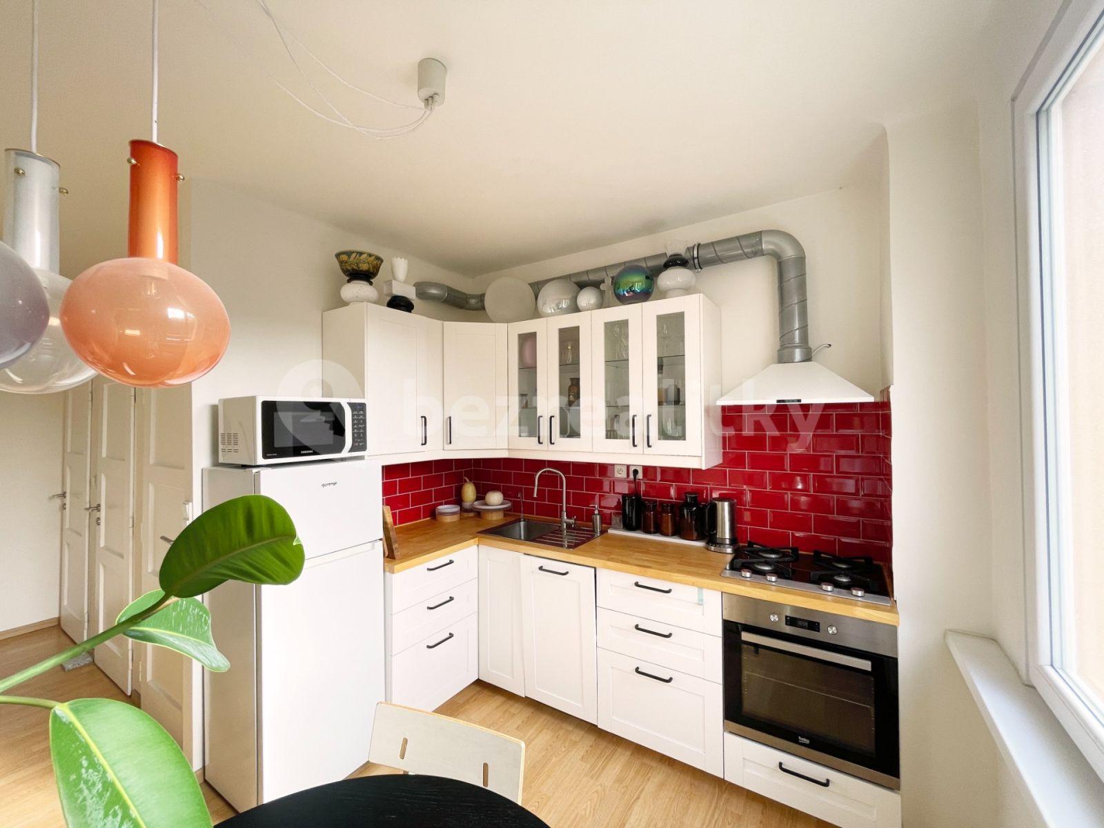 2 bedroom flat to rent, 60 m², Jakutská, Prague, Prague