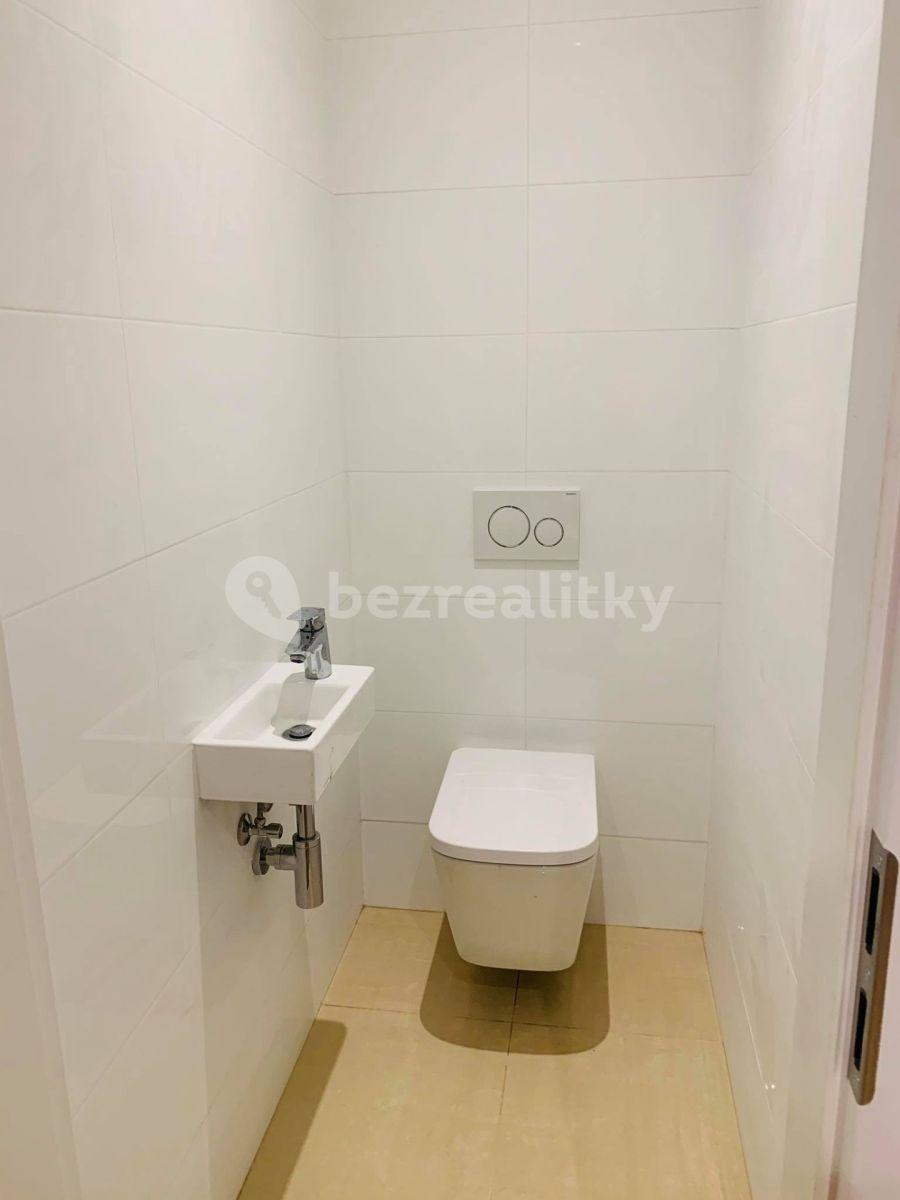 3 bedroom with open-plan kitchen flat for sale, 109 m², Ke Stupicím, Prague, Prague