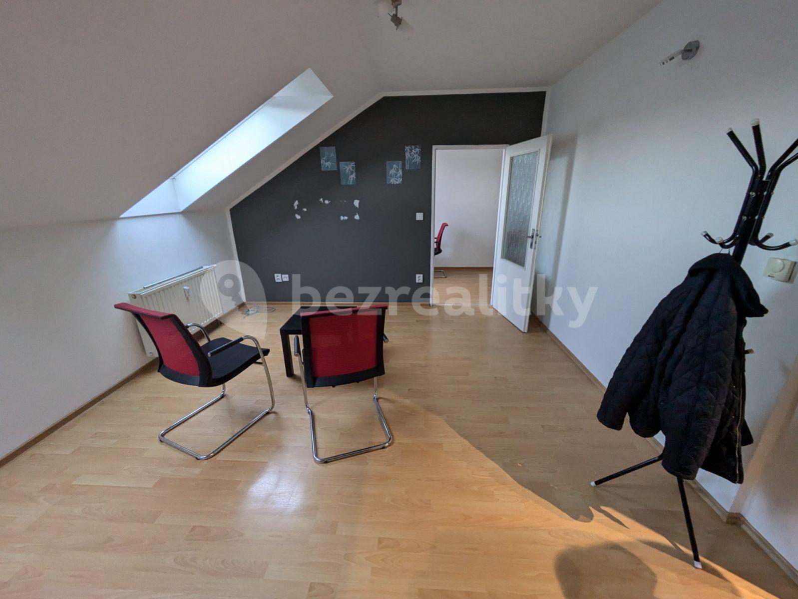 1 bedroom with open-plan kitchen flat to rent, 38 m², Sladkovského, Olomouc, Olomoucký Region