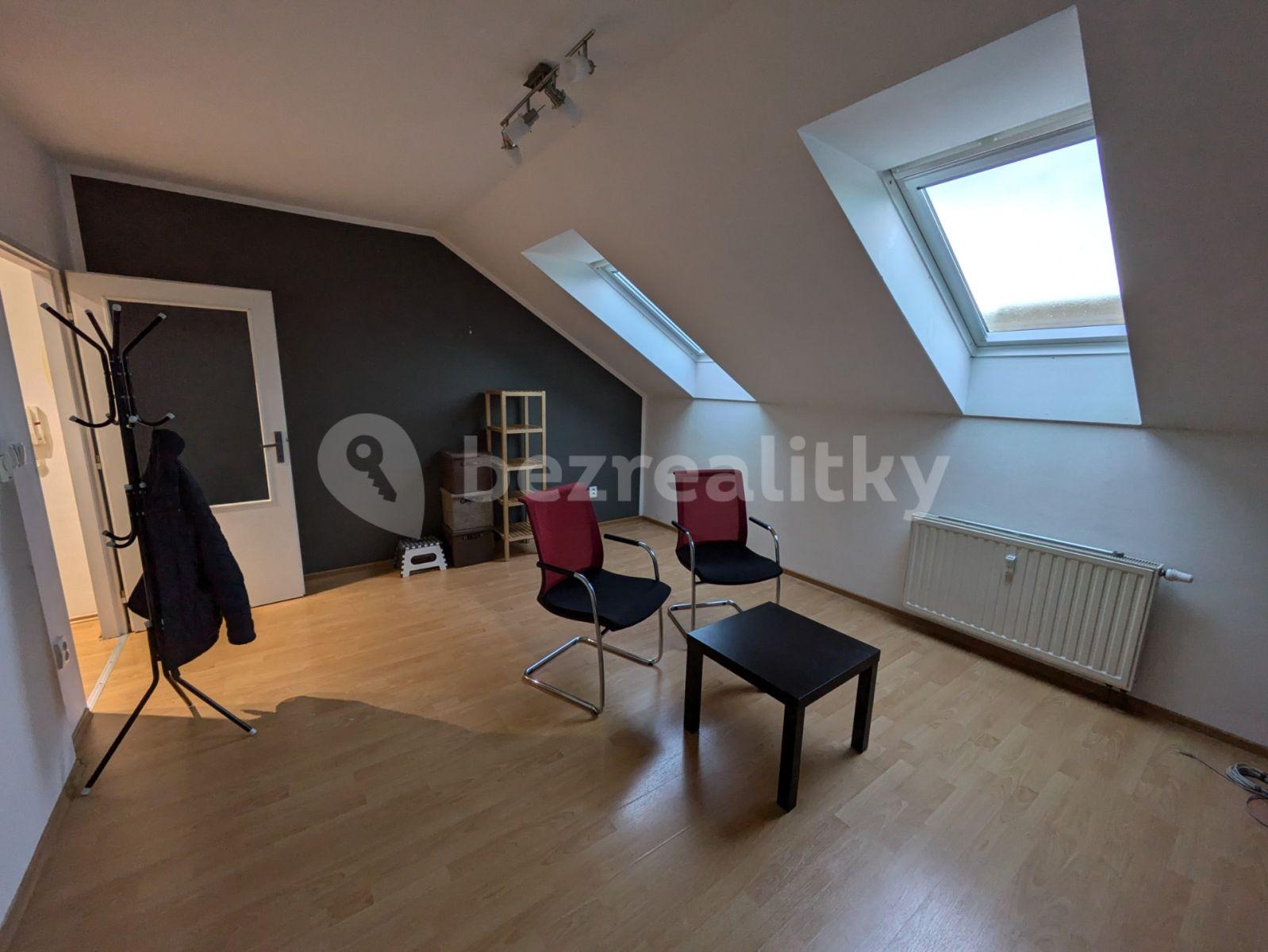 1 bedroom with open-plan kitchen flat to rent, 38 m², Sladkovského, Olomouc, Olomoucký Region