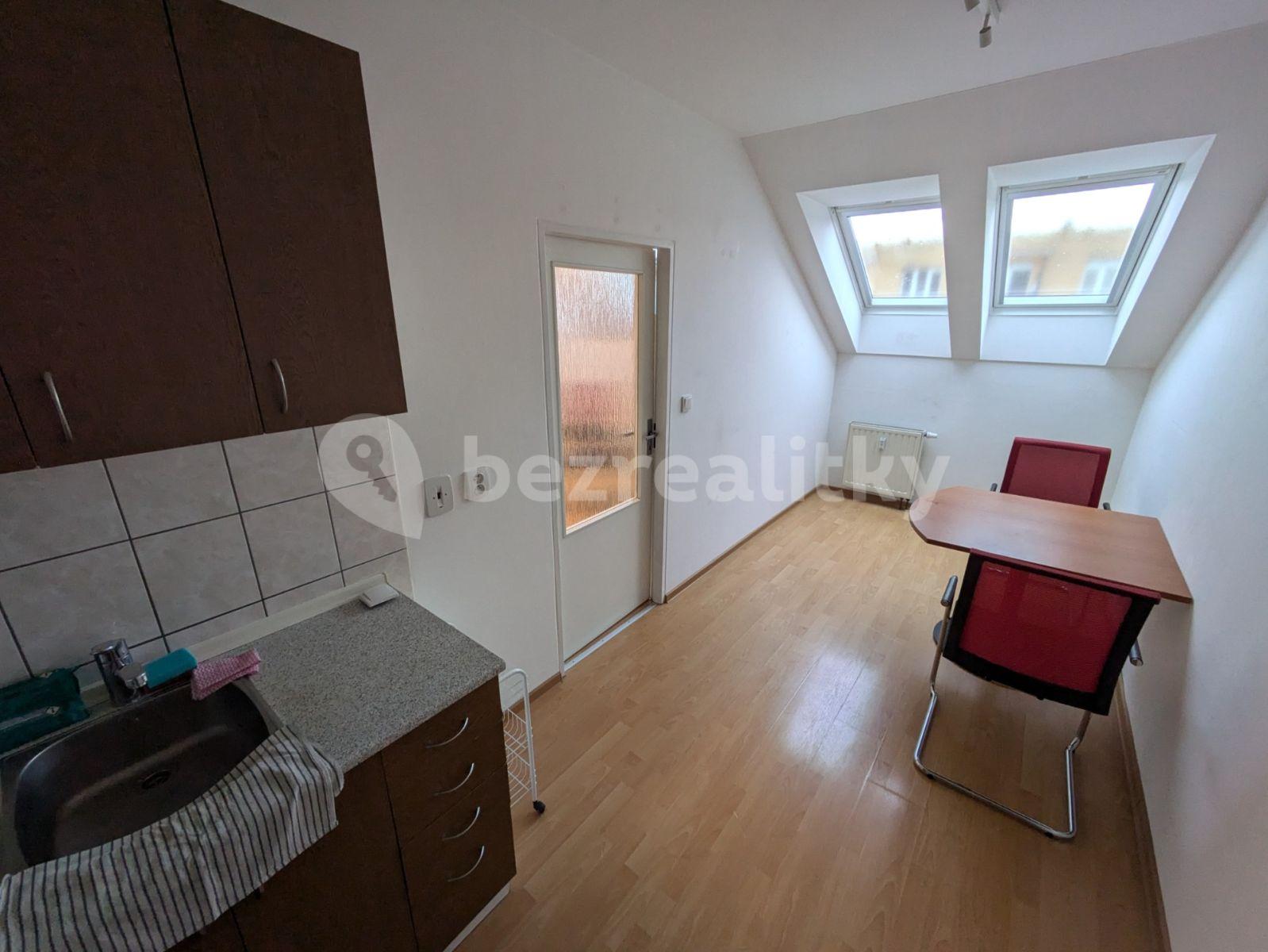 1 bedroom with open-plan kitchen flat to rent, 38 m², Sladkovského, Olomouc, Olomoucký Region