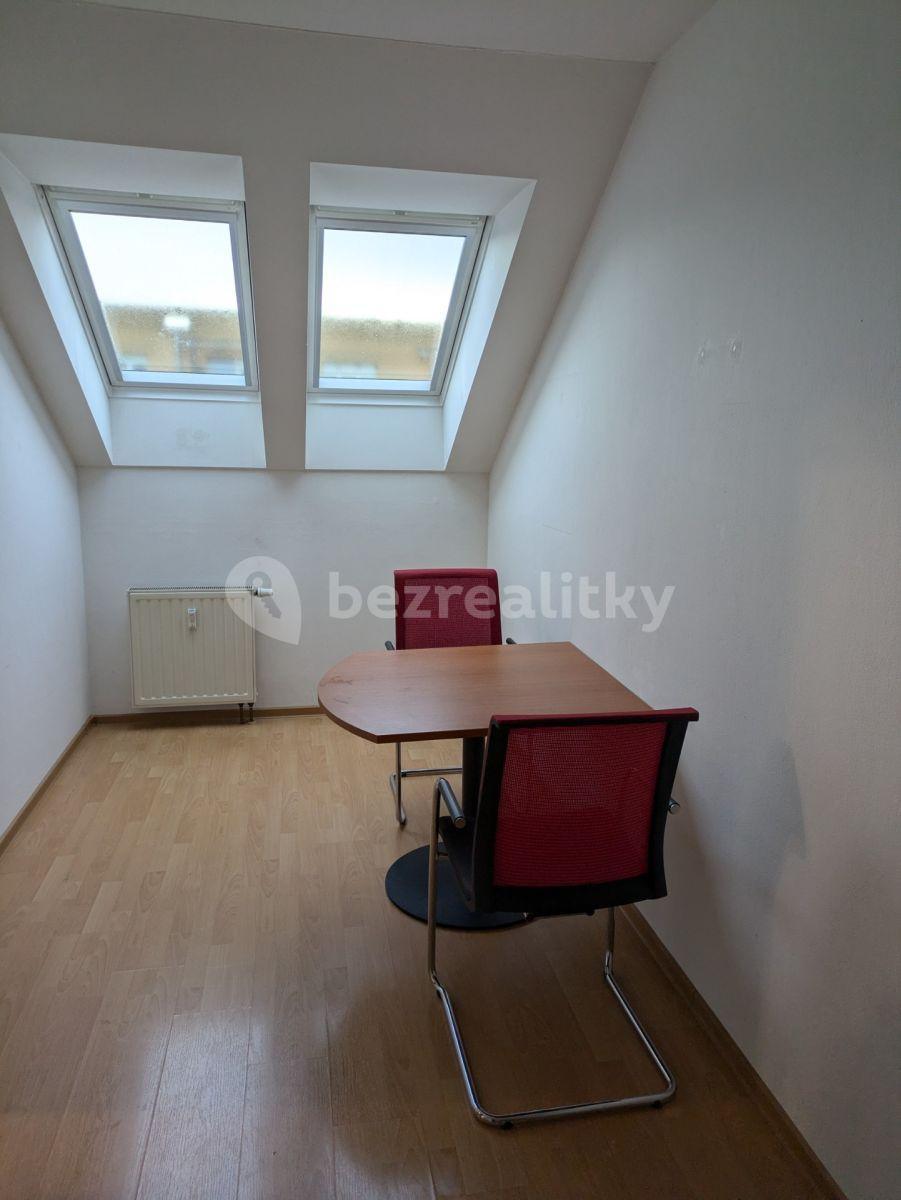 1 bedroom with open-plan kitchen flat to rent, 38 m², Sladkovského, Olomouc, Olomoucký Region