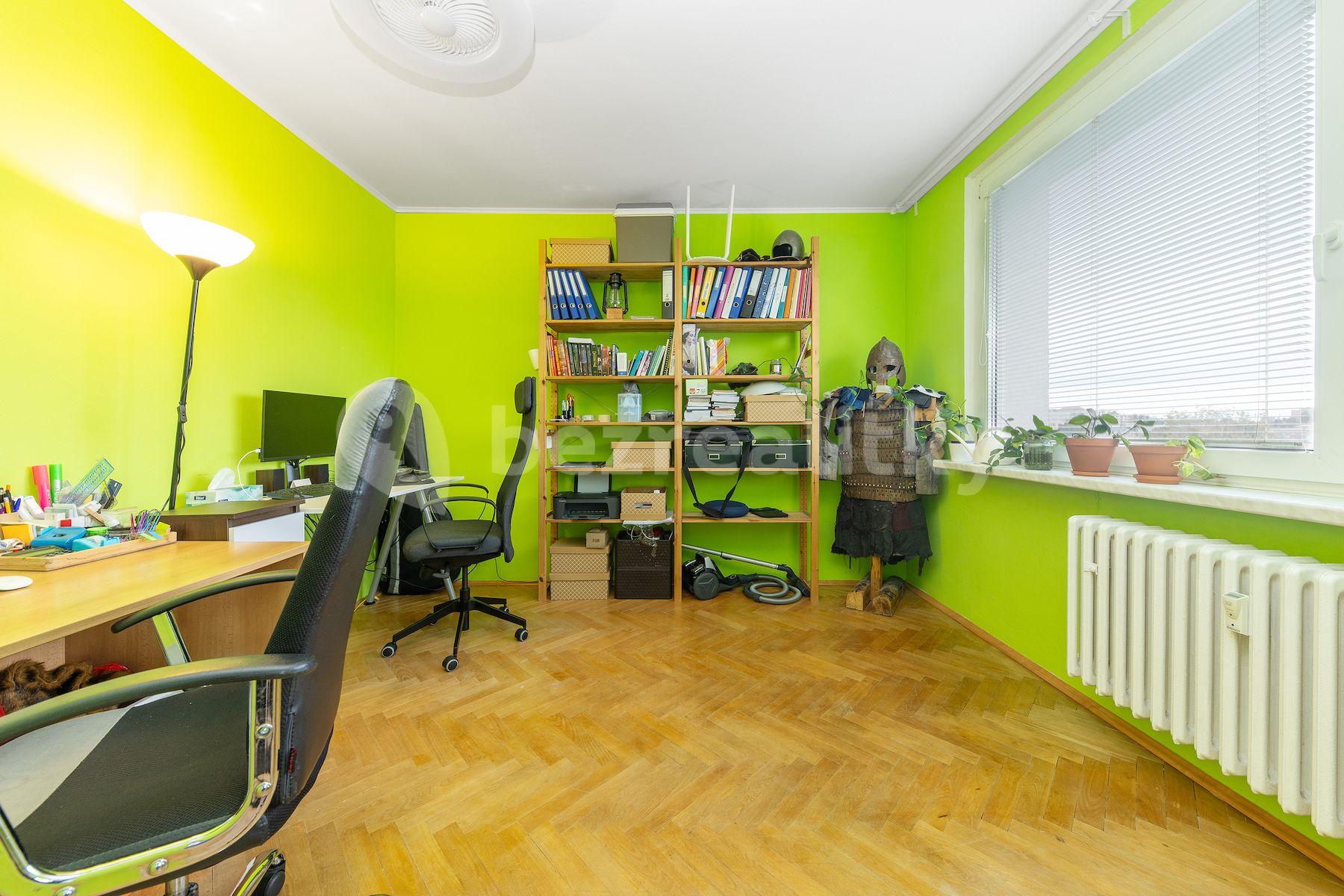 3 bedroom flat for sale, 67 m², kpt. Jaroše, Olomouc, Olomoucký Region