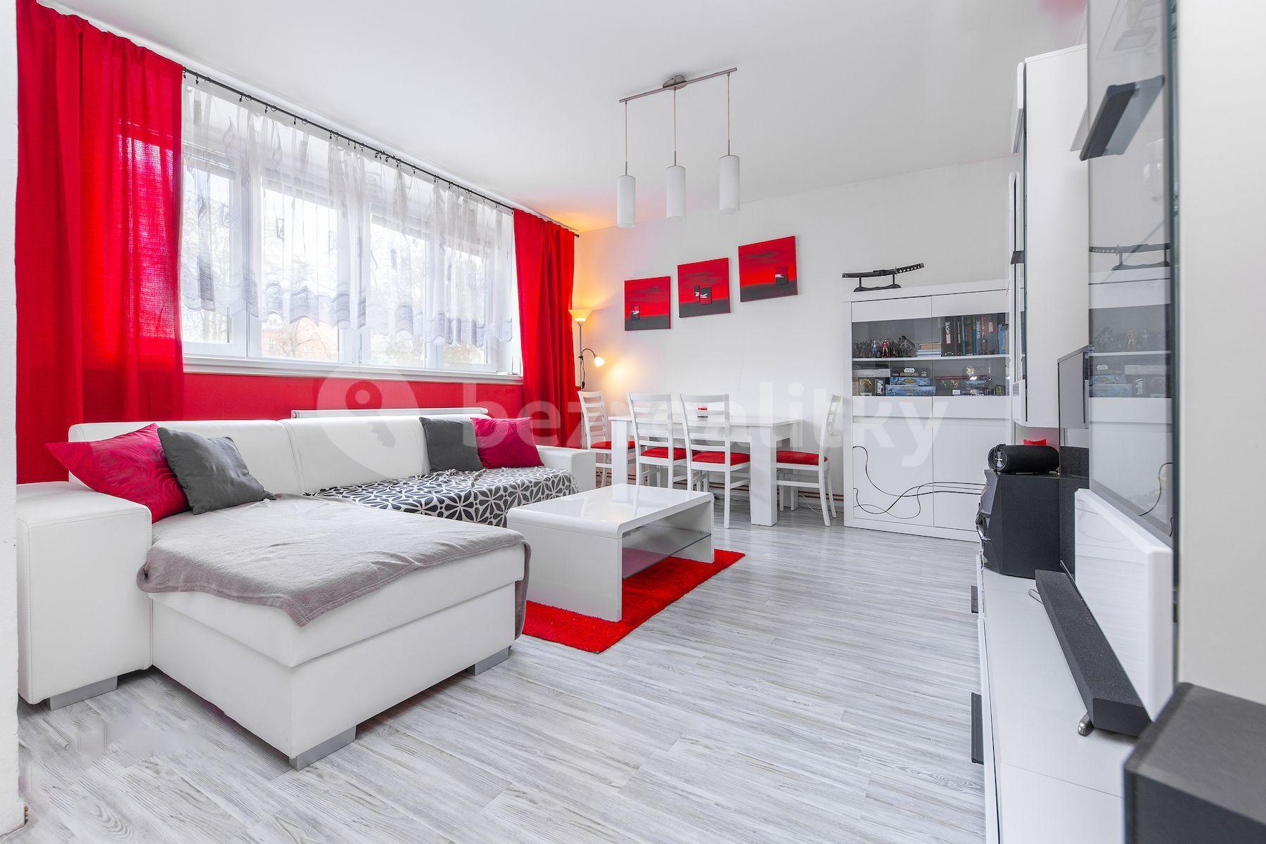 3 bedroom with open-plan kitchen flat for sale, 76 m², U Podjezdu, Olomouc, Olomoucký Region