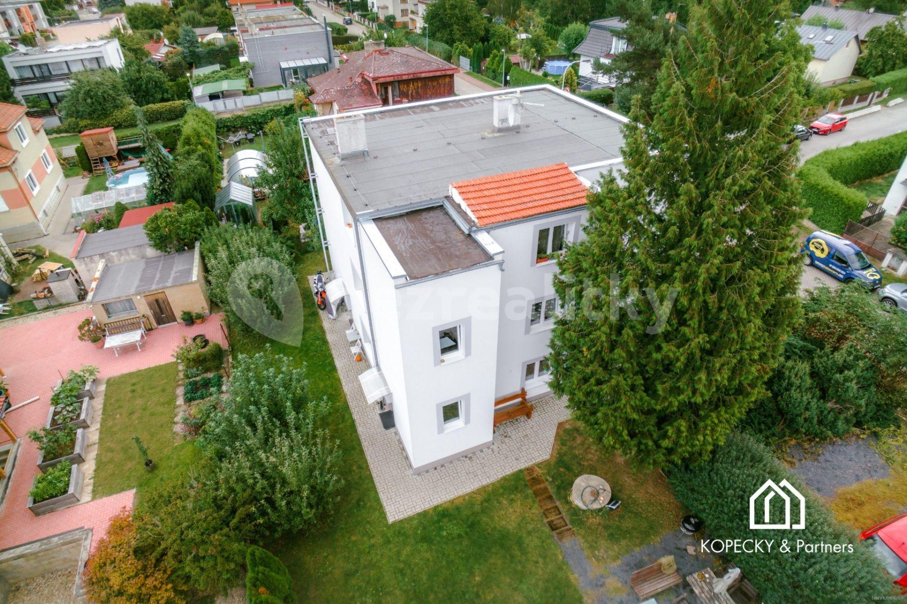 house for sale, 400 m², Moravanská, Prague, Prague