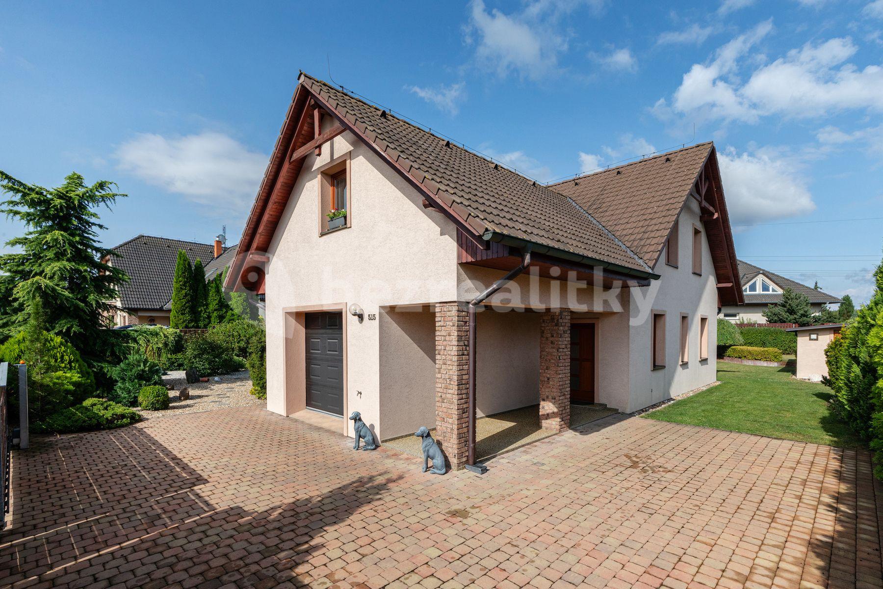 house for sale, 280 m², Šrámkova, Hřebeč, Středočeský Region