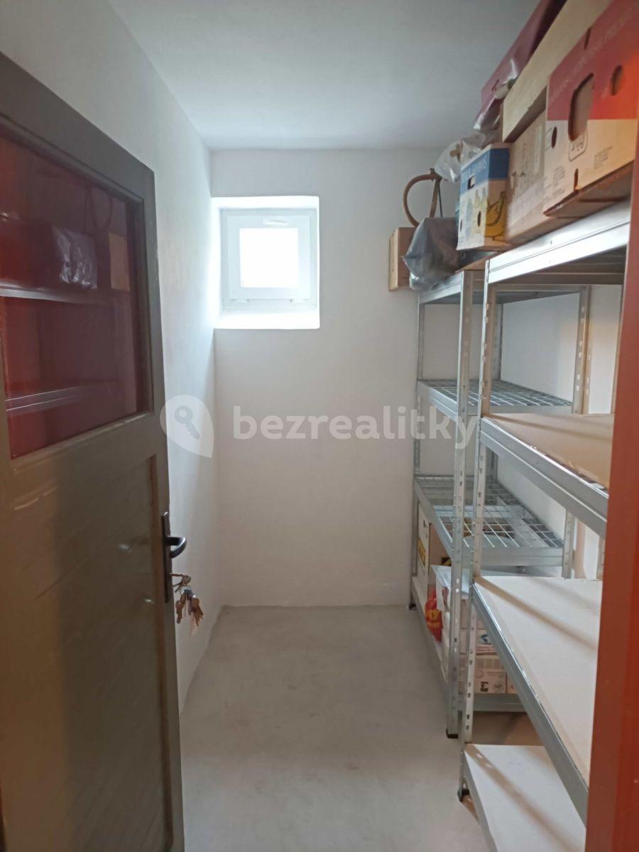 2 bedroom flat to rent, 56 m², Závodu míru, Karlovy Vary, Karlovarský Region