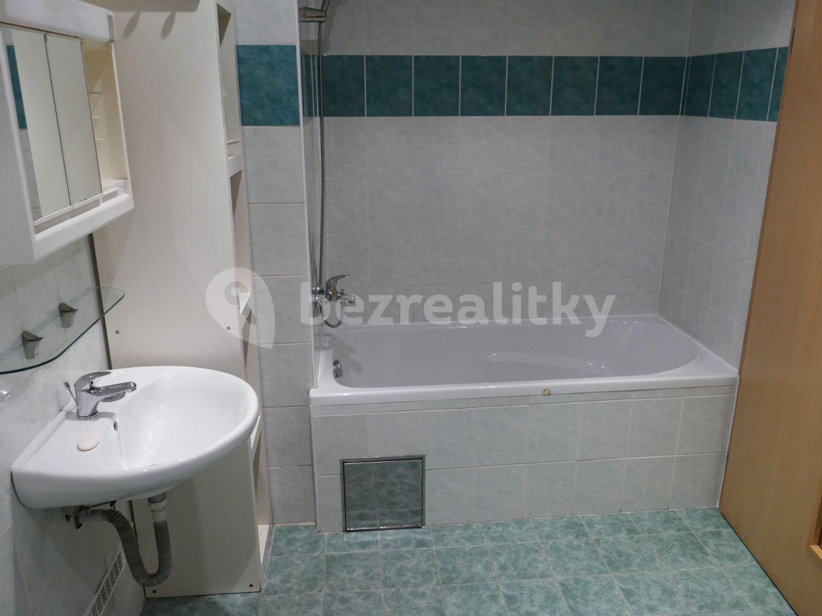 2 bedroom flat to rent, 85 m², Na Šťáhlavce, Prague, Prague