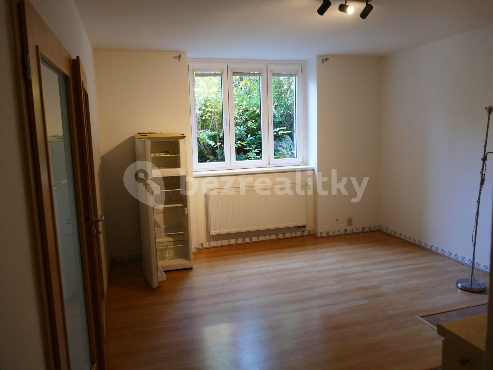 2 bedroom flat to rent, 85 m², Na Šťáhlavce, Prague, Prague