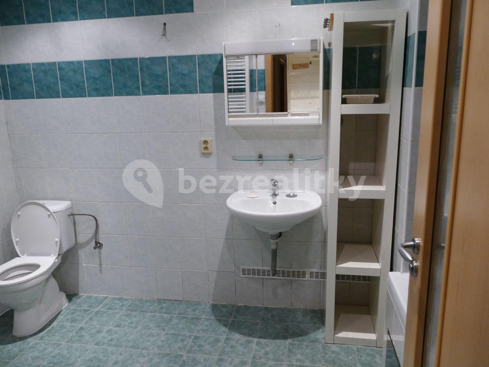 2 bedroom flat to rent, 85 m², Na Šťáhlavce, Prague, Prague