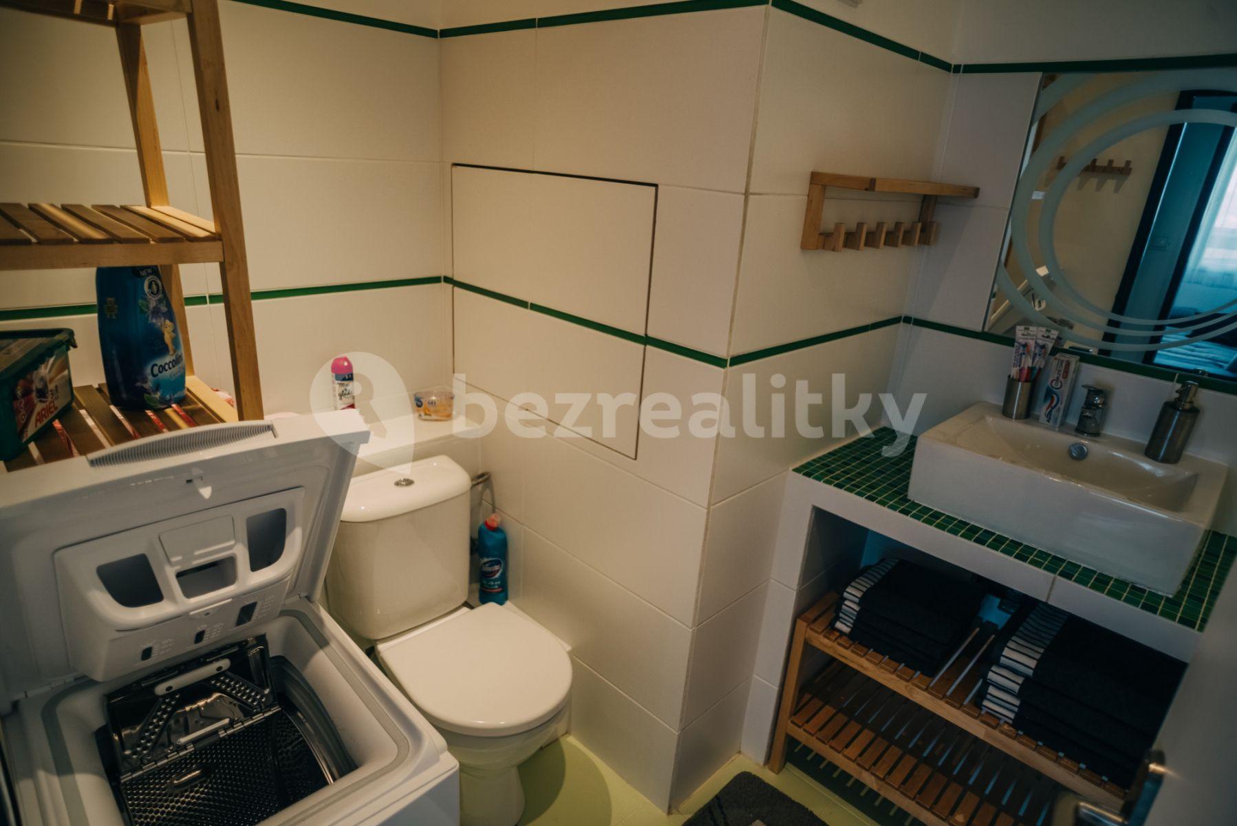 1 bedroom flat to rent, 55 m², Slévačská, Prague, Prague