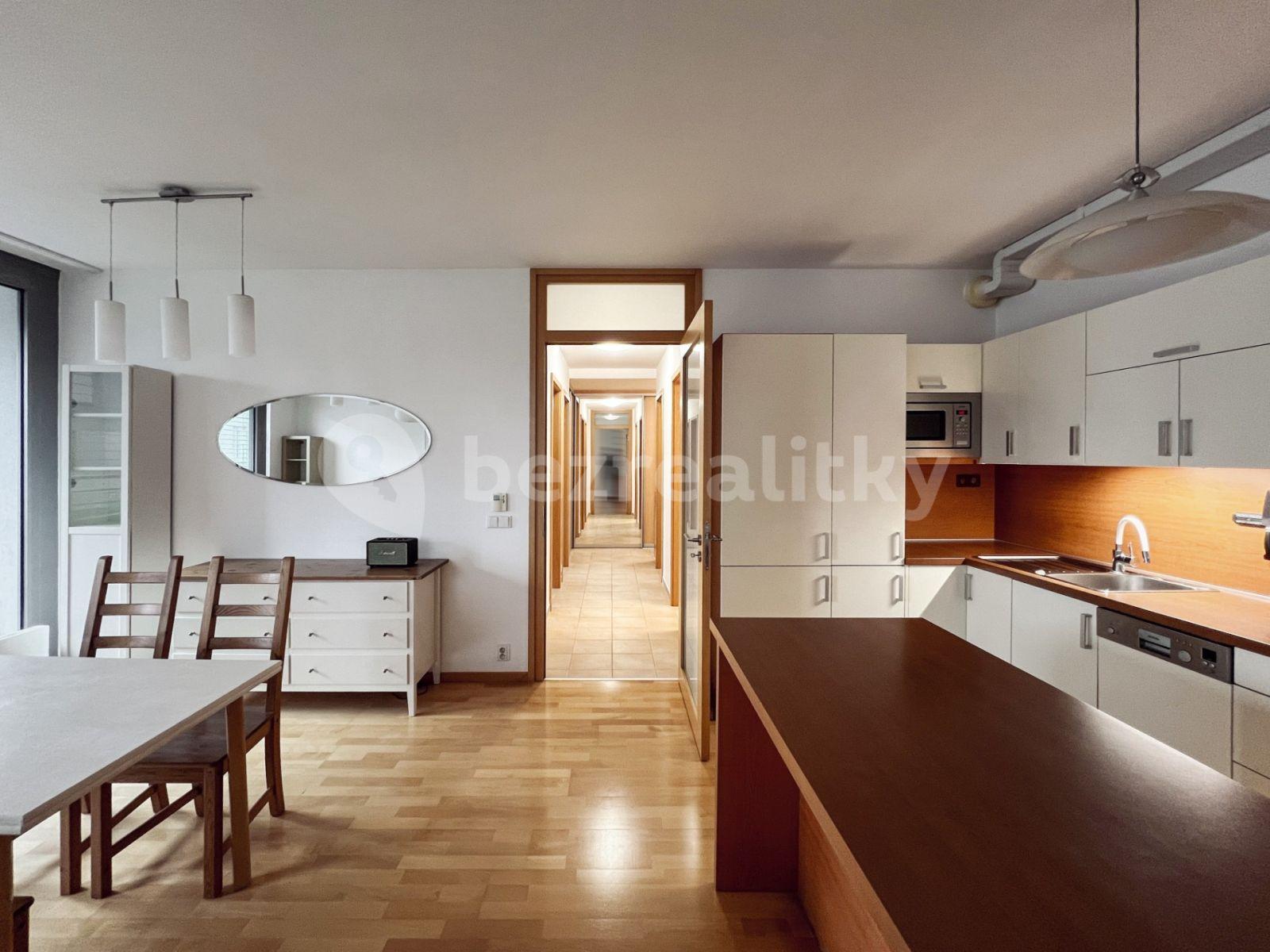 2 bedroom with open-plan kitchen flat to rent, 85 m², Valečovská, Prague, Prague