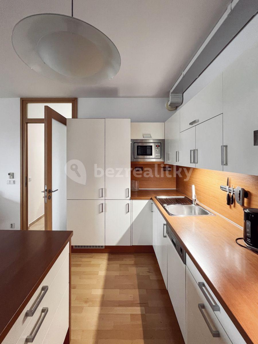 2 bedroom with open-plan kitchen flat to rent, 85 m², Valečovská, Prague, Prague