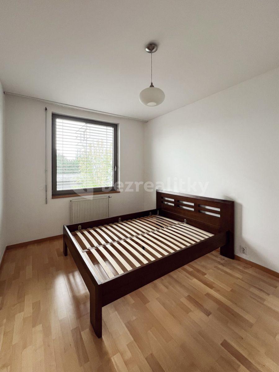 2 bedroom with open-plan kitchen flat to rent, 85 m², Valečovská, Prague, Prague