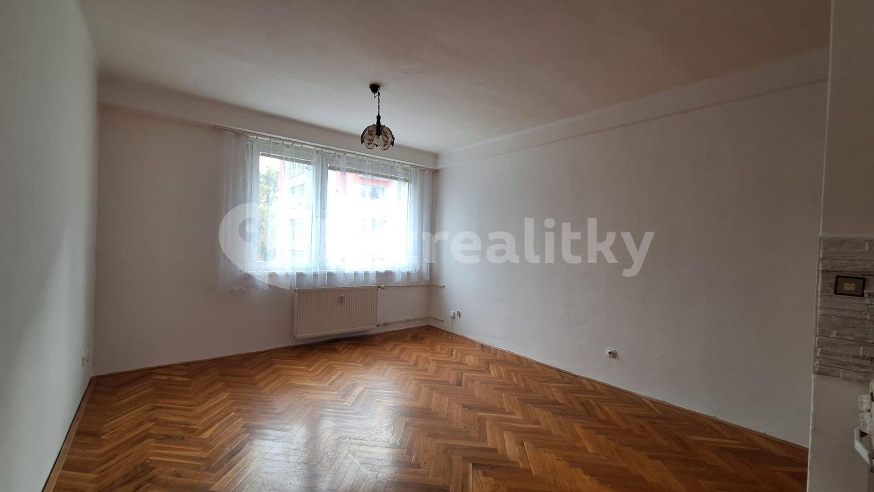 1 bedroom with open-plan kitchen flat for sale, 44 m², Na Roli, Jablonec nad Nisou, Liberecký Region