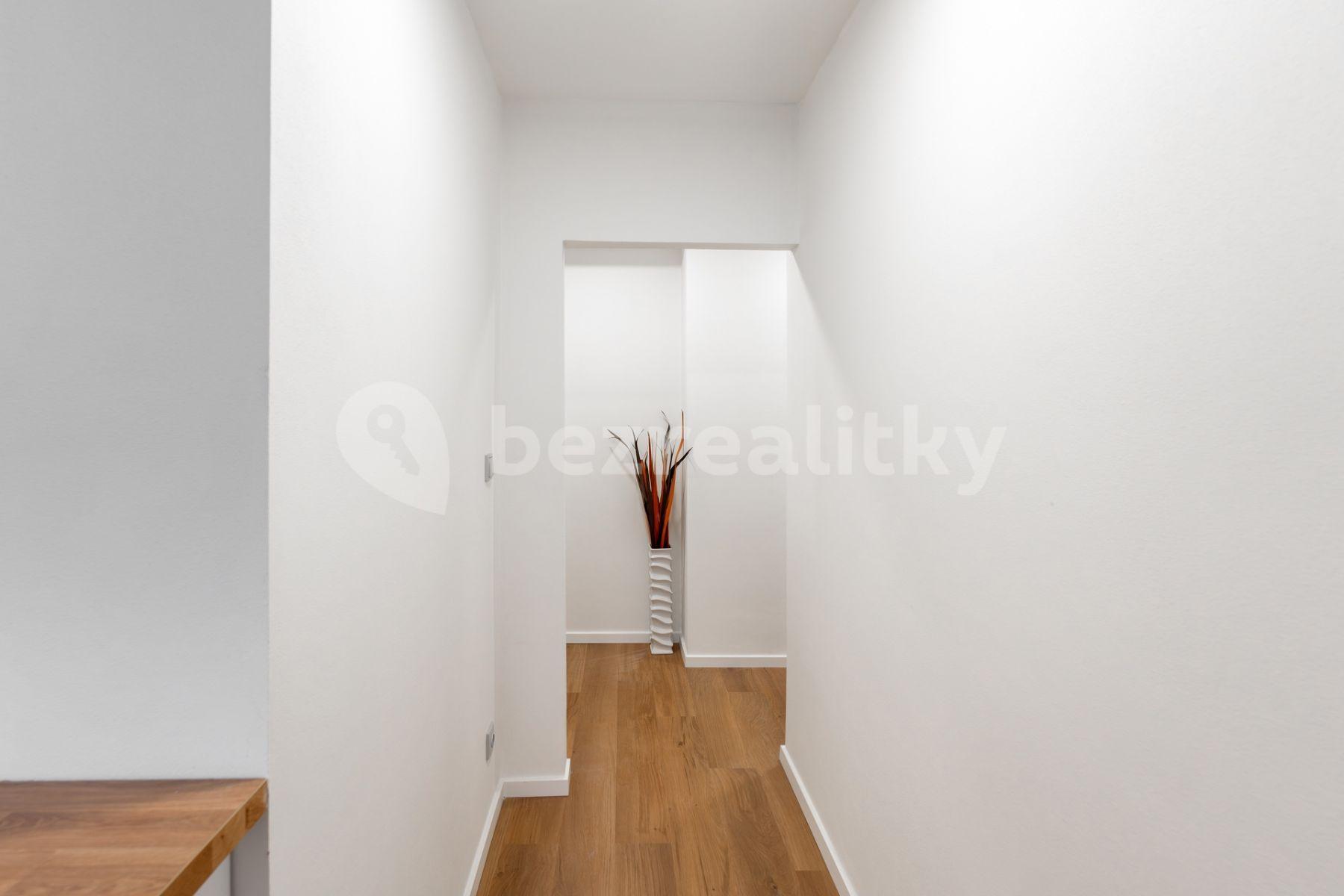 2 bedroom flat for sale, 55 m², Dobšická, Prague, Prague