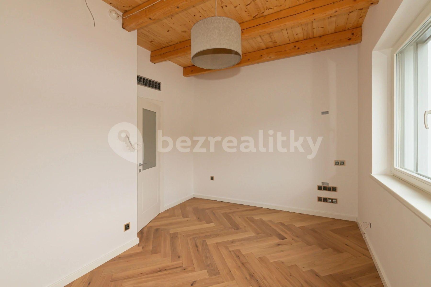 2 bedroom with open-plan kitchen flat for sale, 88 m², Prosecká, Prague, Prague