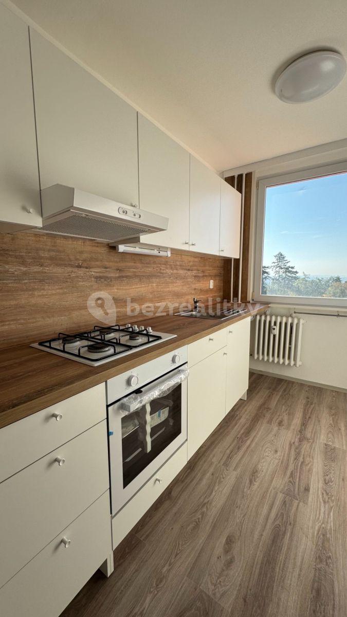 3 bedroom flat to rent, 70 m², Hnězdenská, Prague, Prague