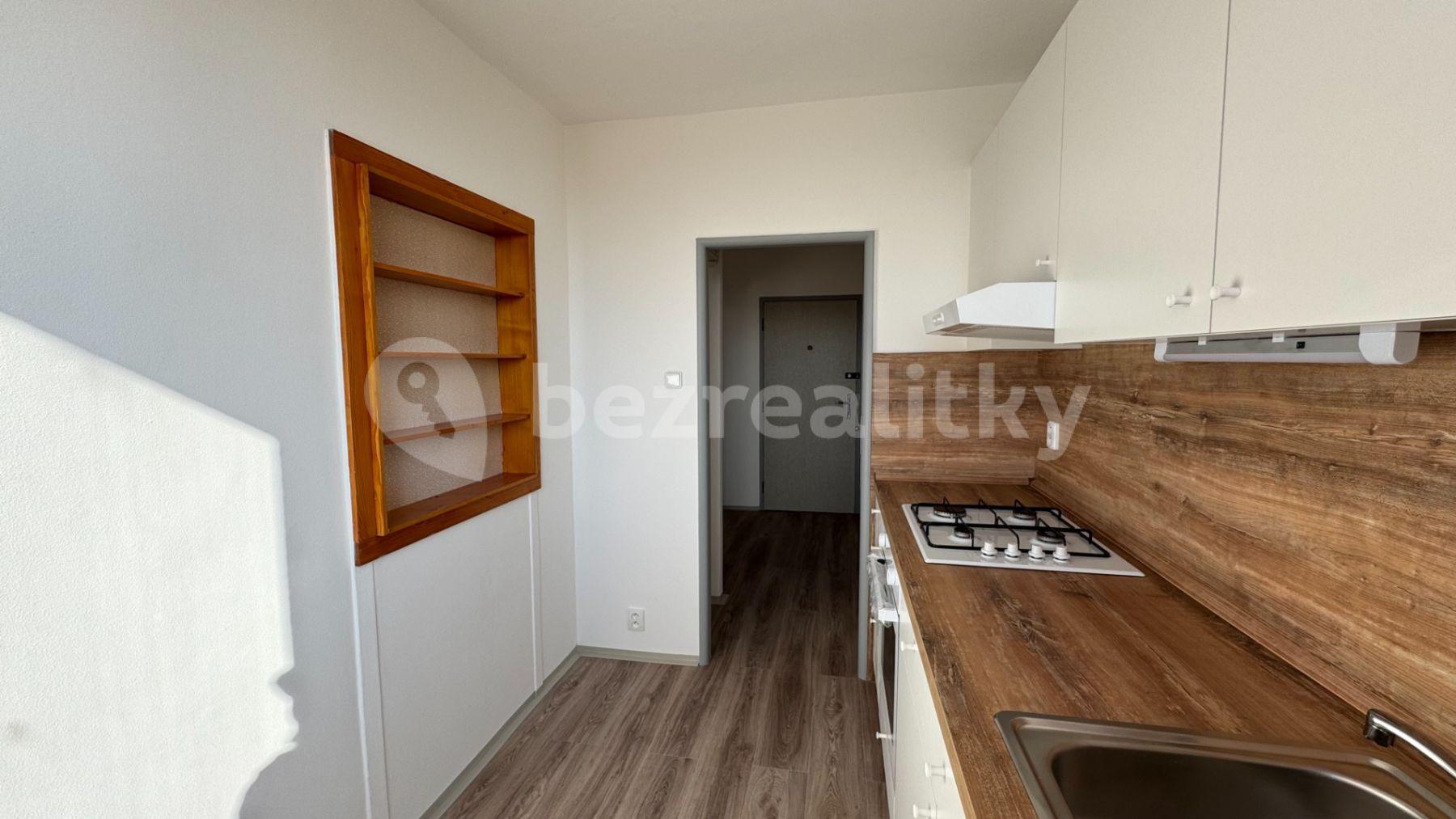 3 bedroom flat to rent, 70 m², Hnězdenská, Prague, Prague