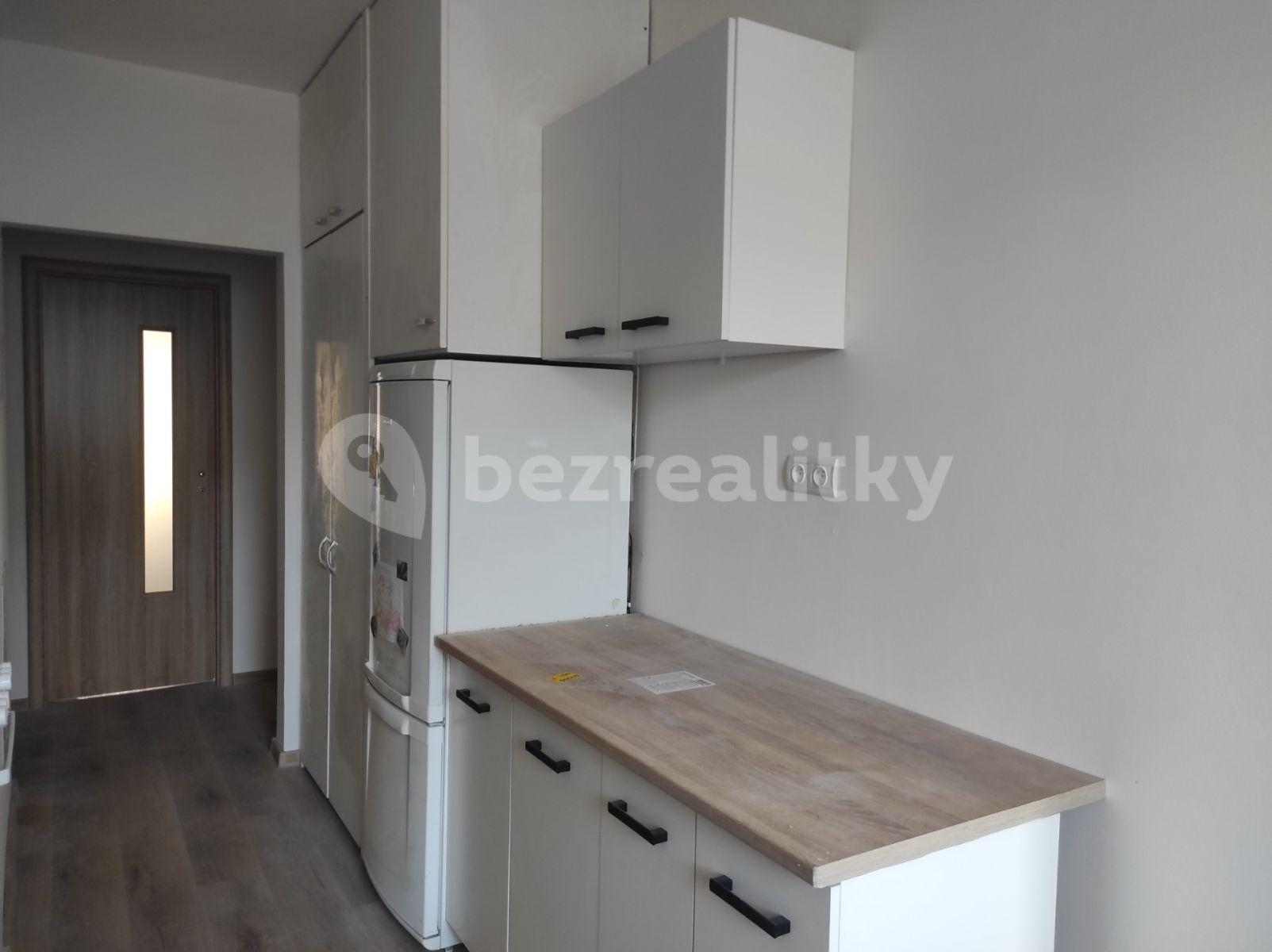 3 bedroom flat to rent, 72 m², Brechtova, Prague, Prague