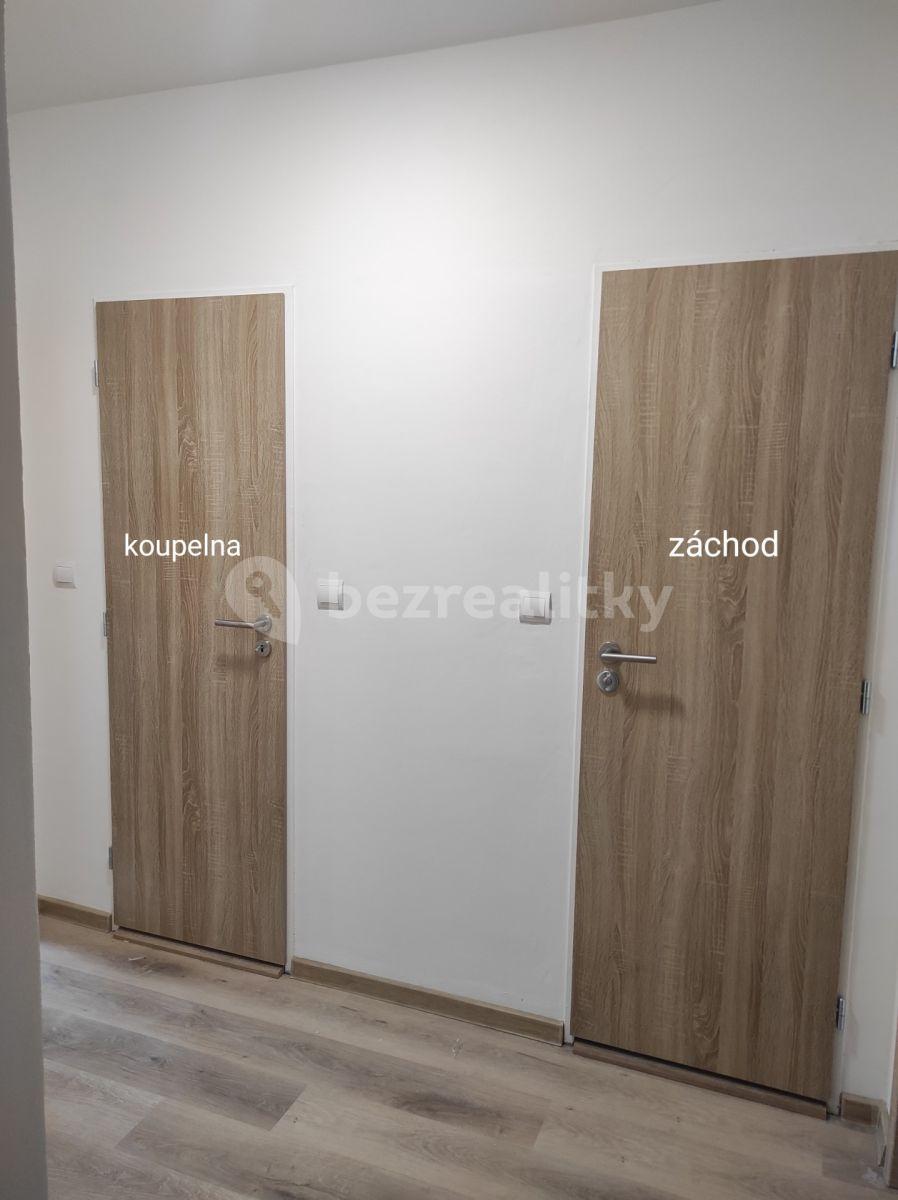 3 bedroom flat to rent, 72 m², Brechtova, Prague, Prague