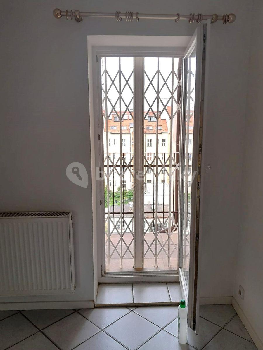 3 bedroom flat to rent, 97 m², Eliášova, Prague, Prague