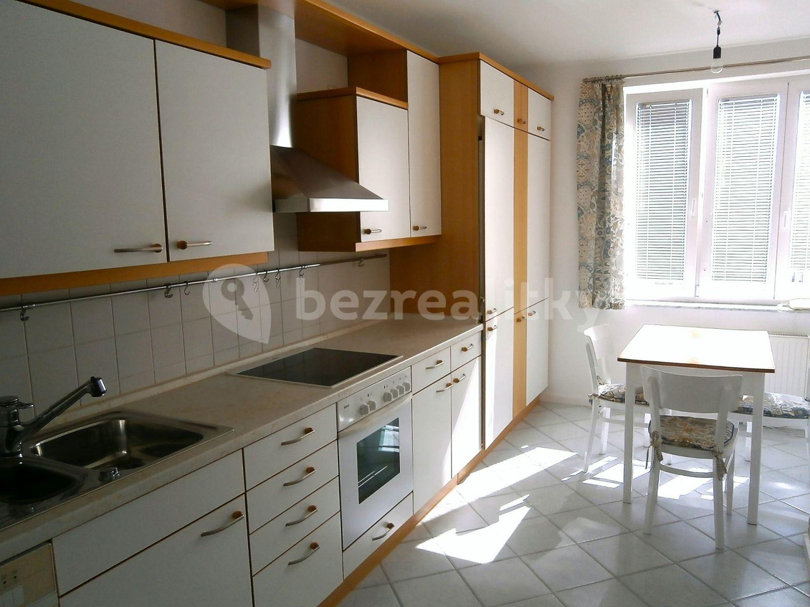 3 bedroom flat to rent, 97 m², Eliášova, Prague, Prague