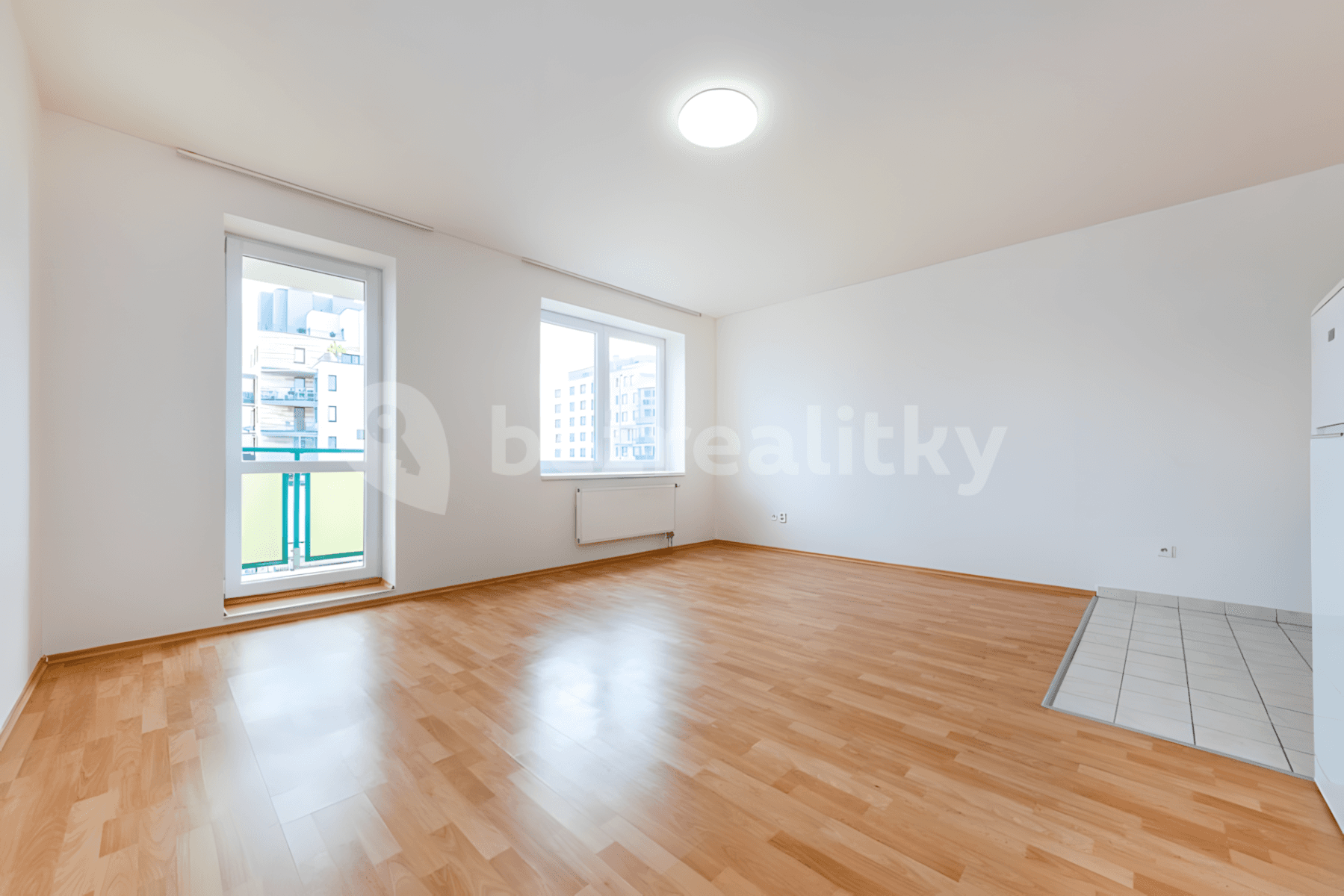 Studio flat for sale, 34 m², Padovská, Prague, Prague