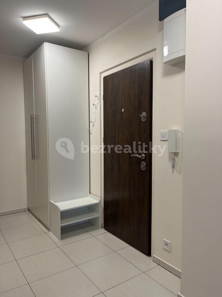 2 bedroom with open-plan kitchen flat to rent, 67 m², Ke Kateřinkám, Prague, Prague