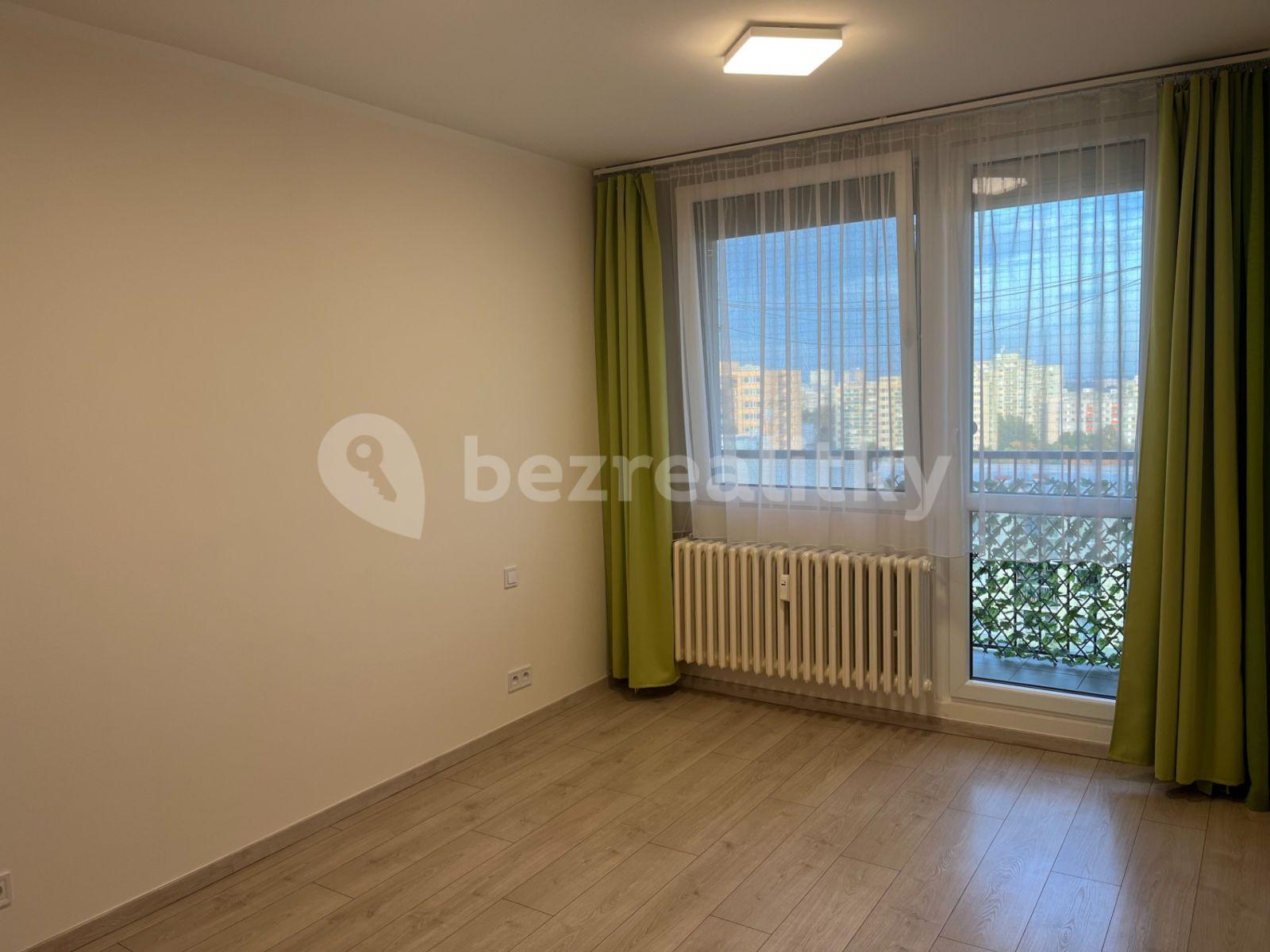 2 bedroom with open-plan kitchen flat to rent, 67 m², Ke Kateřinkám, Prague, Prague