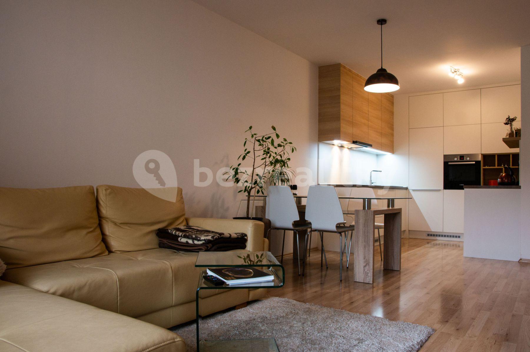 1 bedroom with open-plan kitchen flat to rent, 61 m², Řípská, Brno, Jihomoravský Region