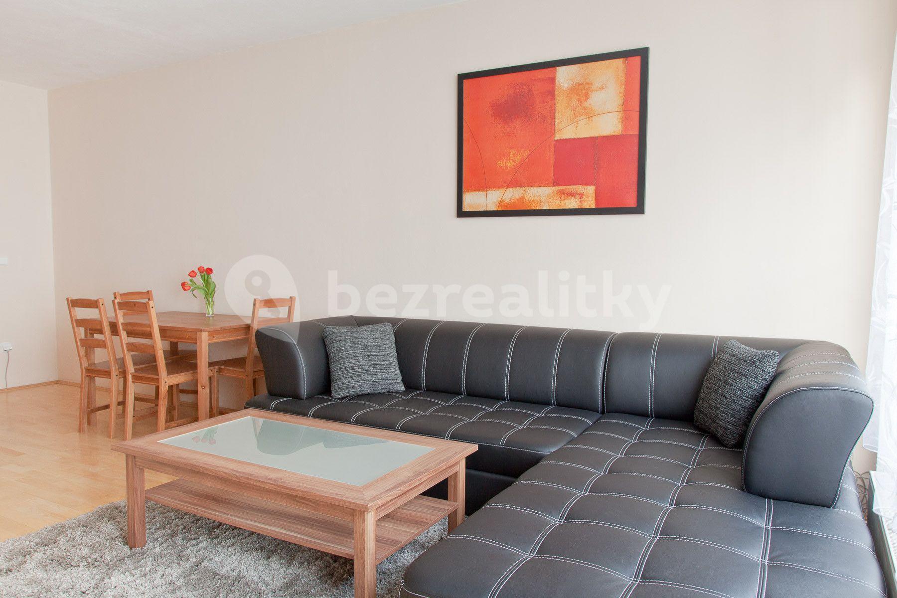 Studio flat to rent, 35 m², Počernická D, Prague, Prague