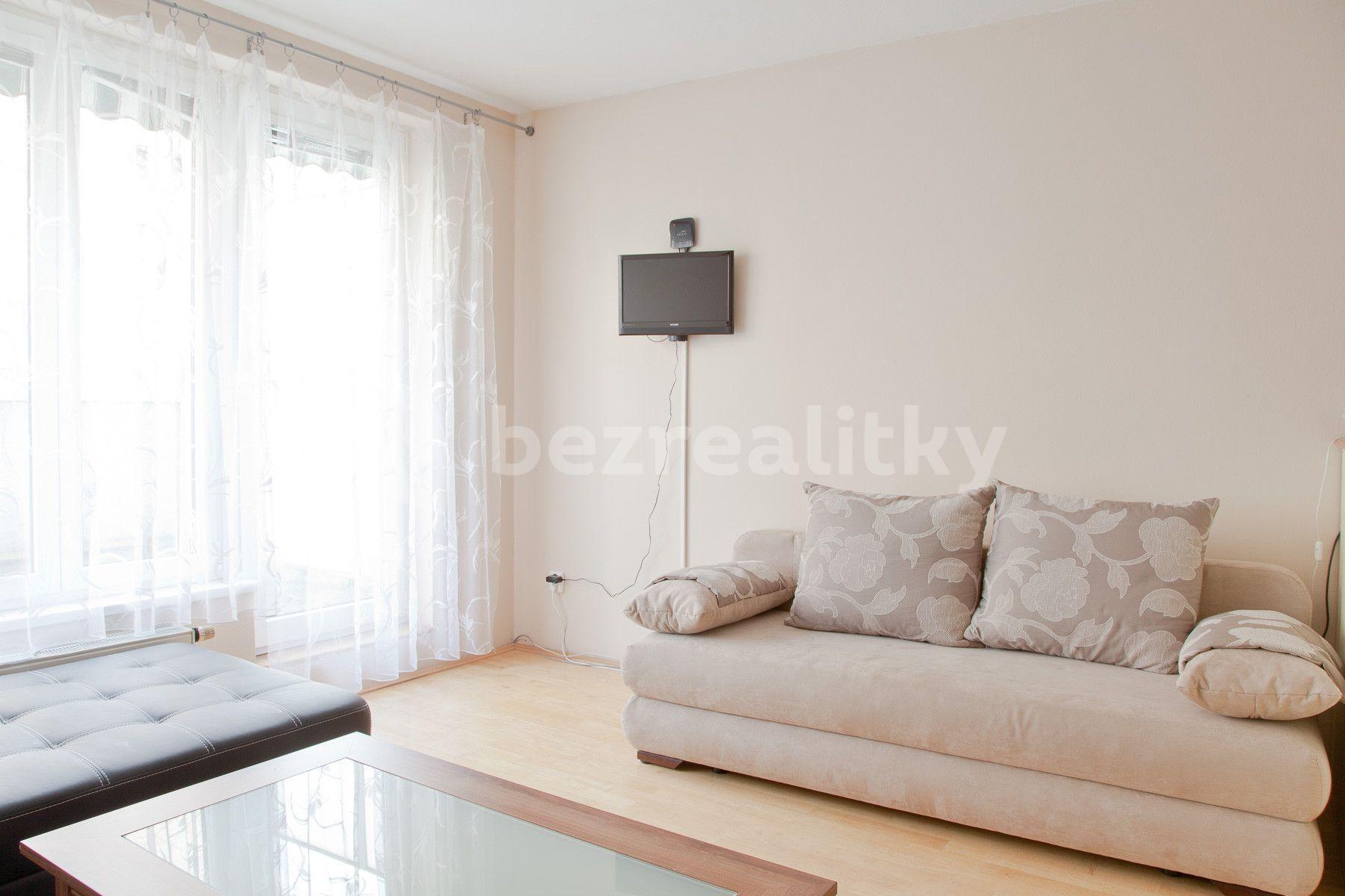 Studio flat to rent, 35 m², Počernická D, Prague, Prague