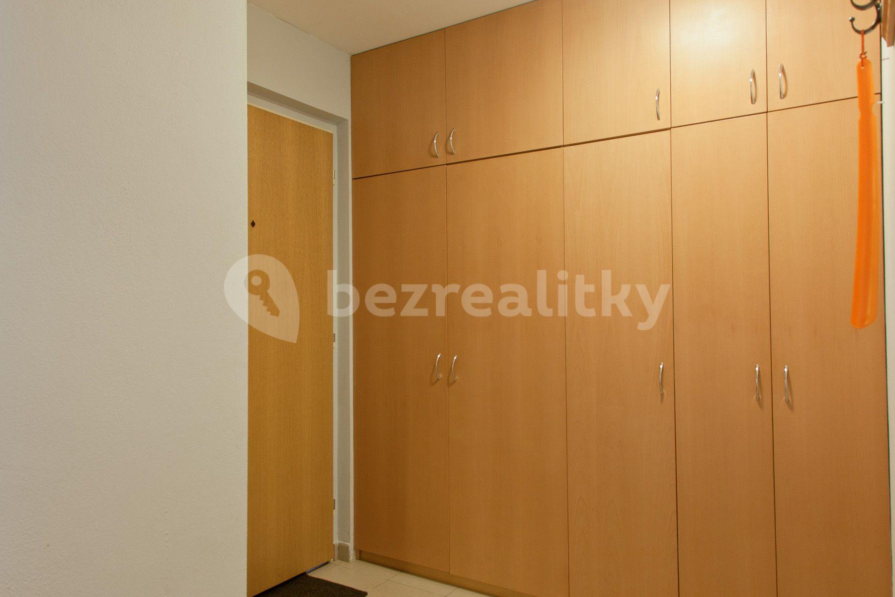 Studio flat to rent, 35 m², Počernická D, Prague, Prague