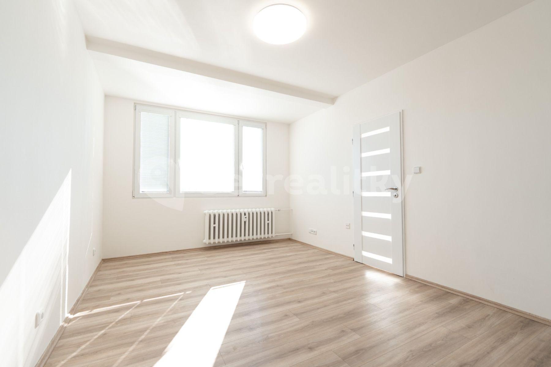 1 bedroom with open-plan kitchen flat for sale, 39 m², V Štíhlách, Prague, Prague