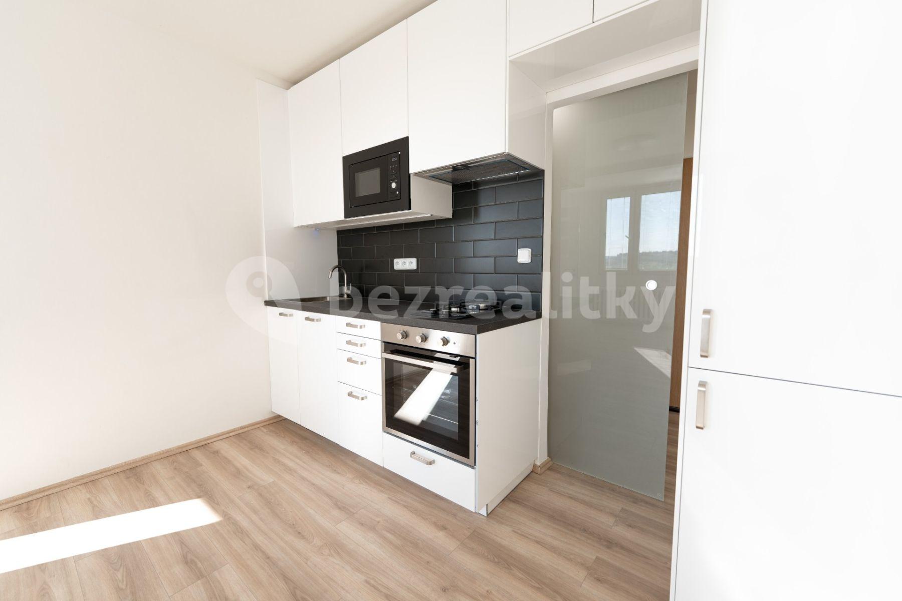 1 bedroom with open-plan kitchen flat for sale, 39 m², V Štíhlách, Prague, Prague