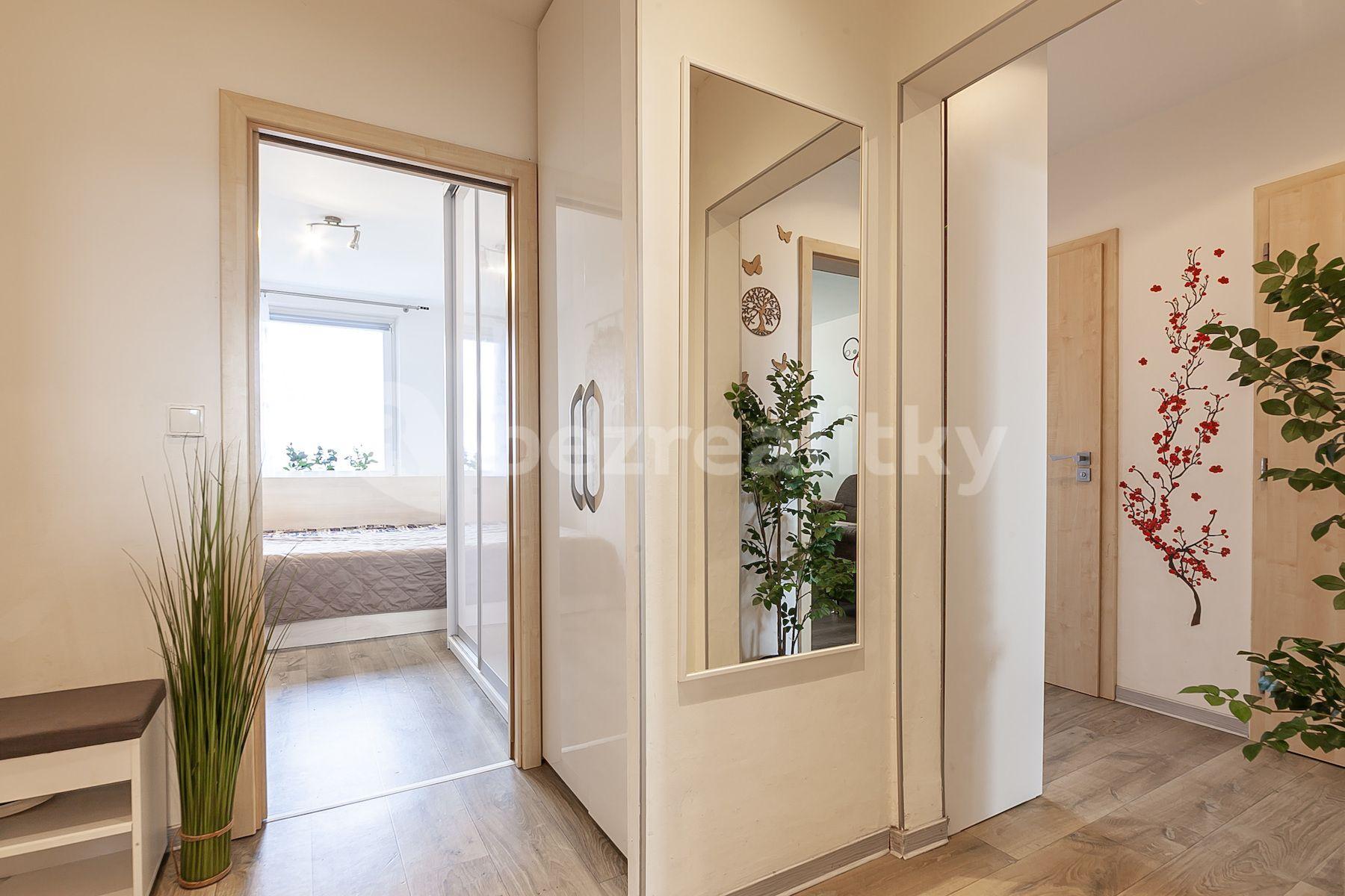 3 bedroom flat for sale, 73 m², Pejevové, Prague, Prague