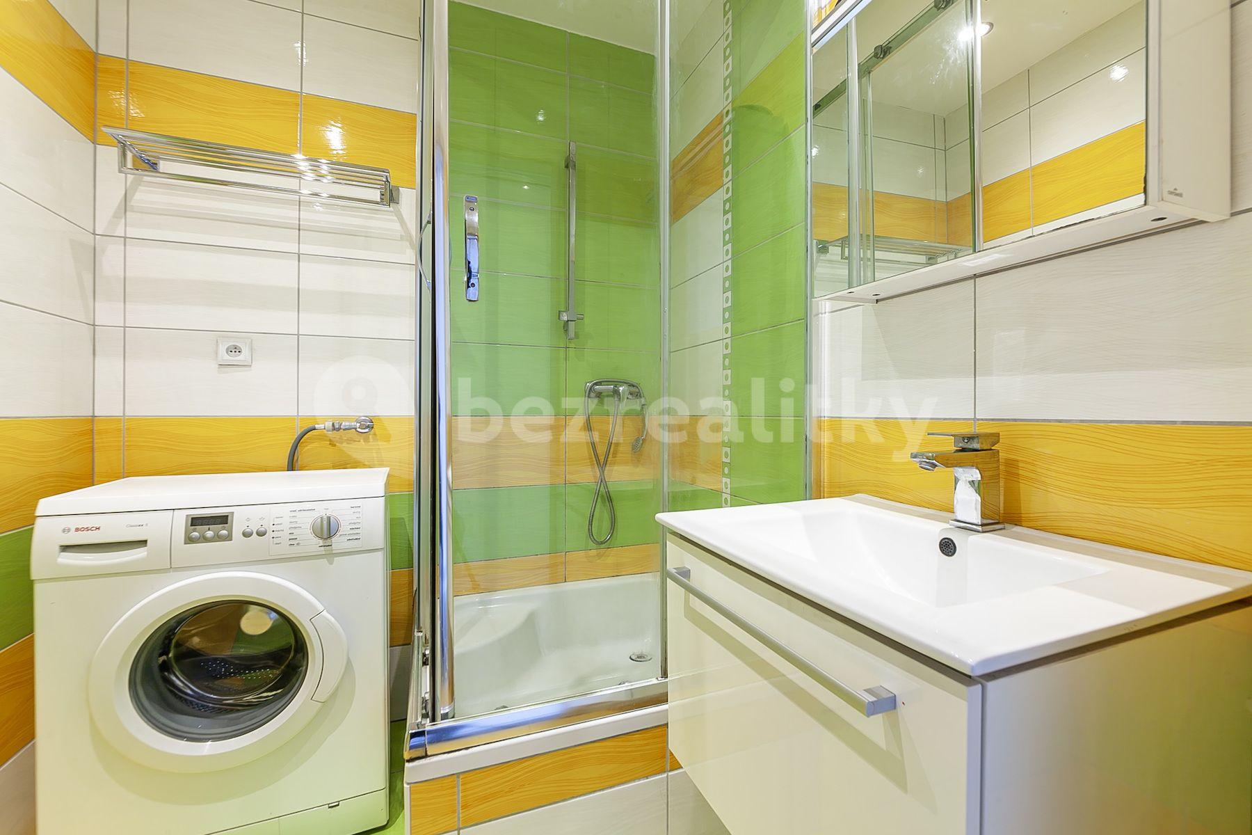 3 bedroom flat for sale, 73 m², Pejevové, Prague, Prague