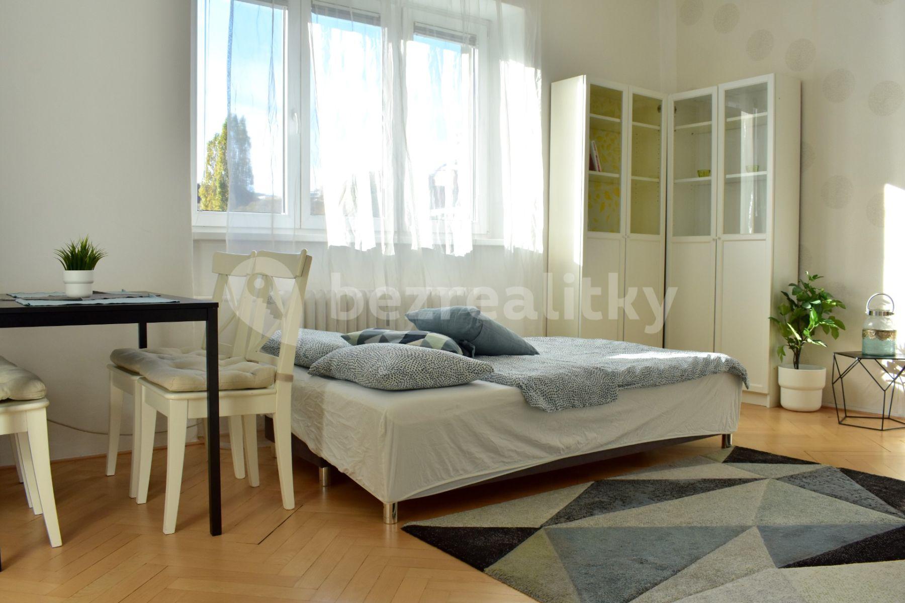 2 bedroom flat to rent, 55 m², Patočkova, Prague, Prague