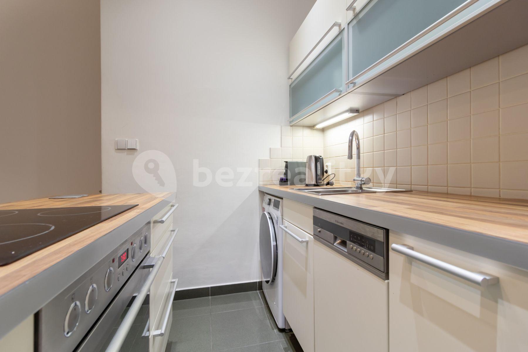 2 bedroom flat to rent, 55 m², Karlova, Prague, Prague