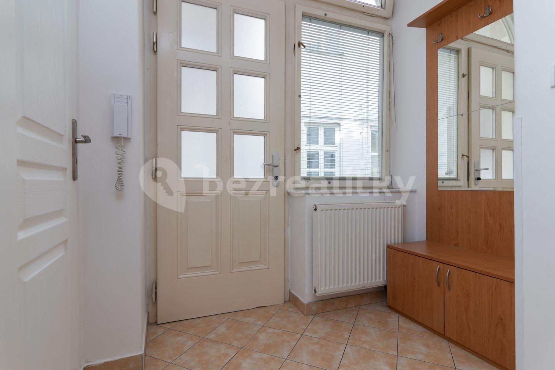 2 bedroom flat to rent, 55 m², Karlova, Prague, Prague