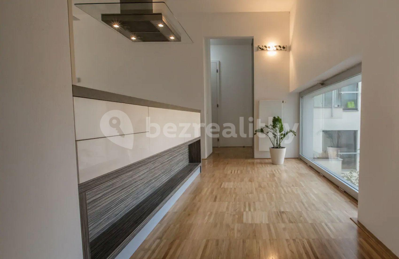 1 bedroom with open-plan kitchen flat to rent, 70 m², Prokopova, Prague, Prague