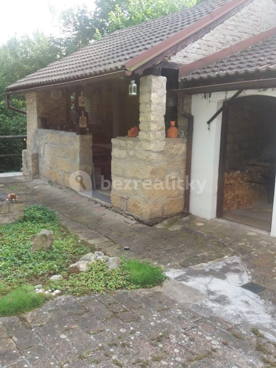 house for sale, 970 m², Liběšice, Ústecký Region