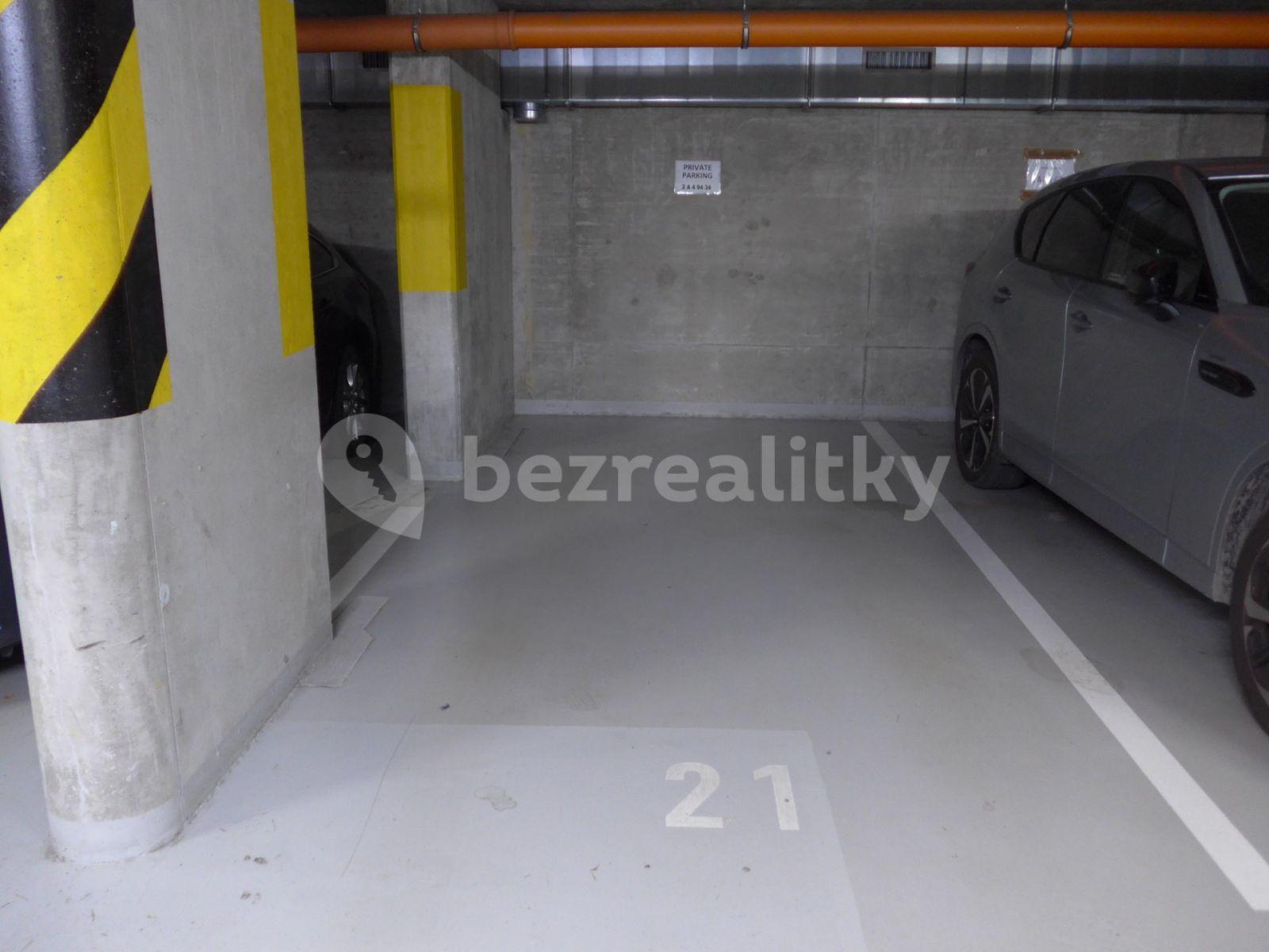 garage to rent, 13 m², Panuškova, Prague, Prague