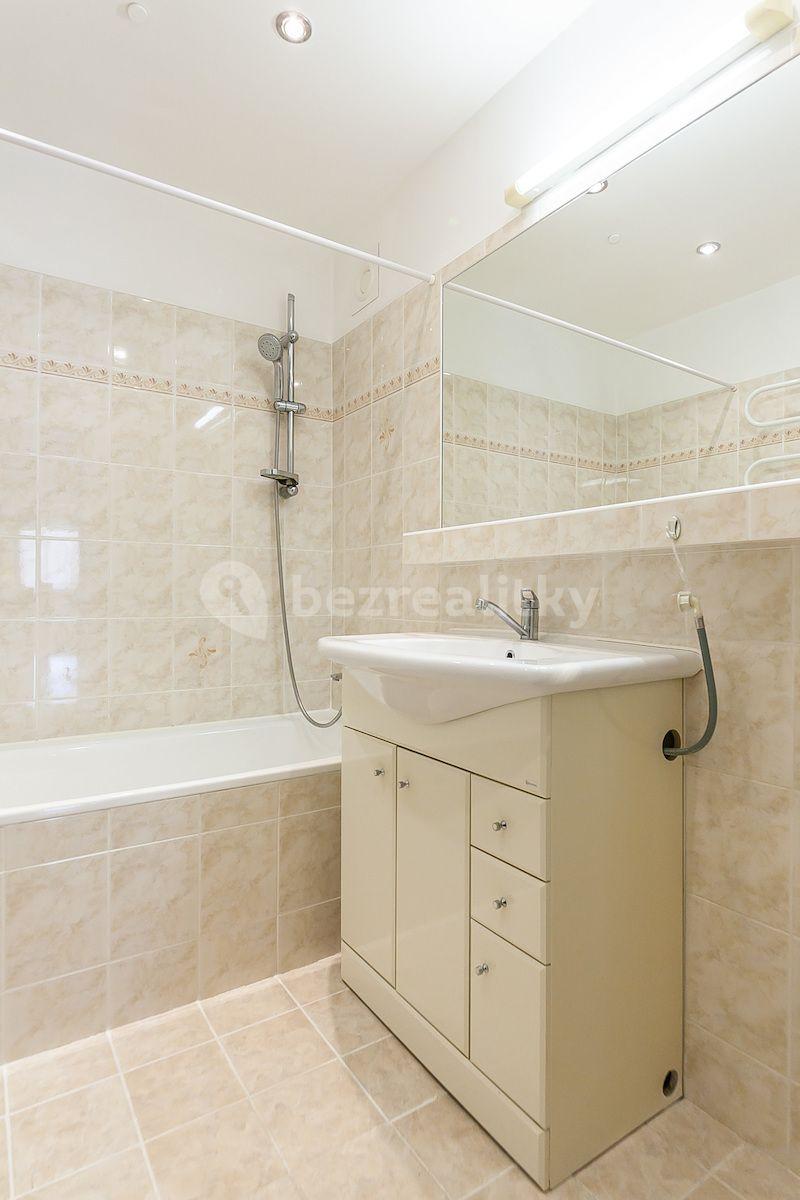 3 bedroom flat for sale, 80 m², Kopřivnická, Prague, Prague