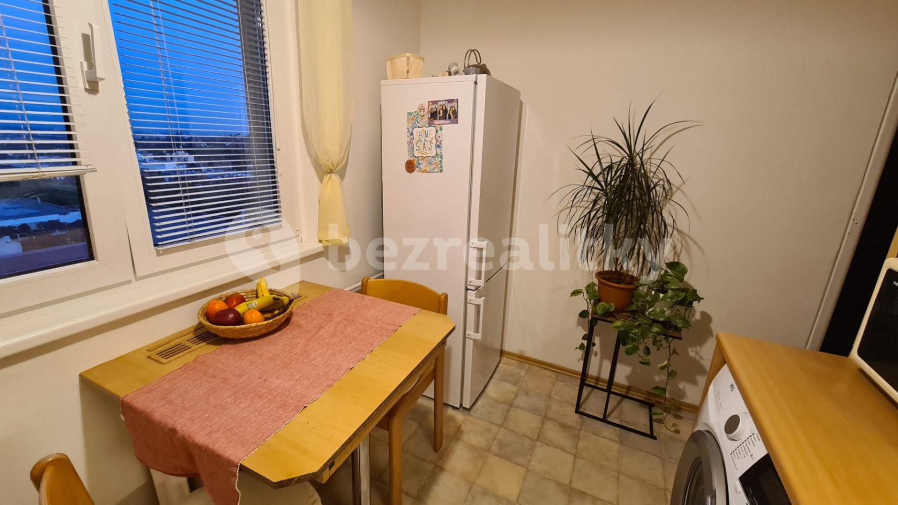 2 bedroom flat to rent, 54 m², Angolská, Prague, Prague