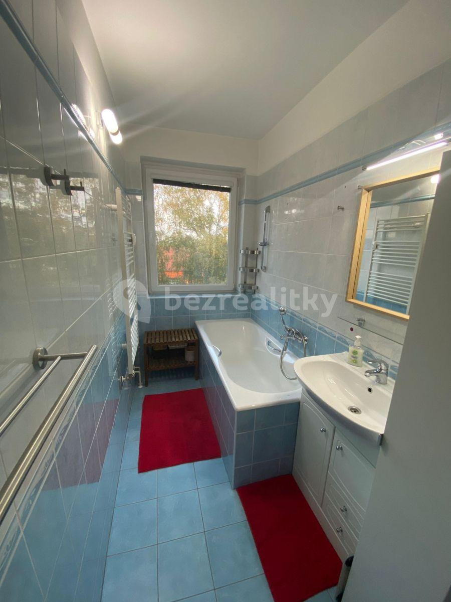 2 bedroom with open-plan kitchen flat for sale, 93 m², Budějovická, Jesenice, Středočeský Region