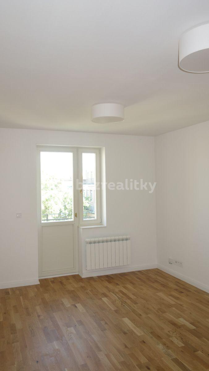 Studio flat to rent, 32 m², Ječná, Prague, Prague