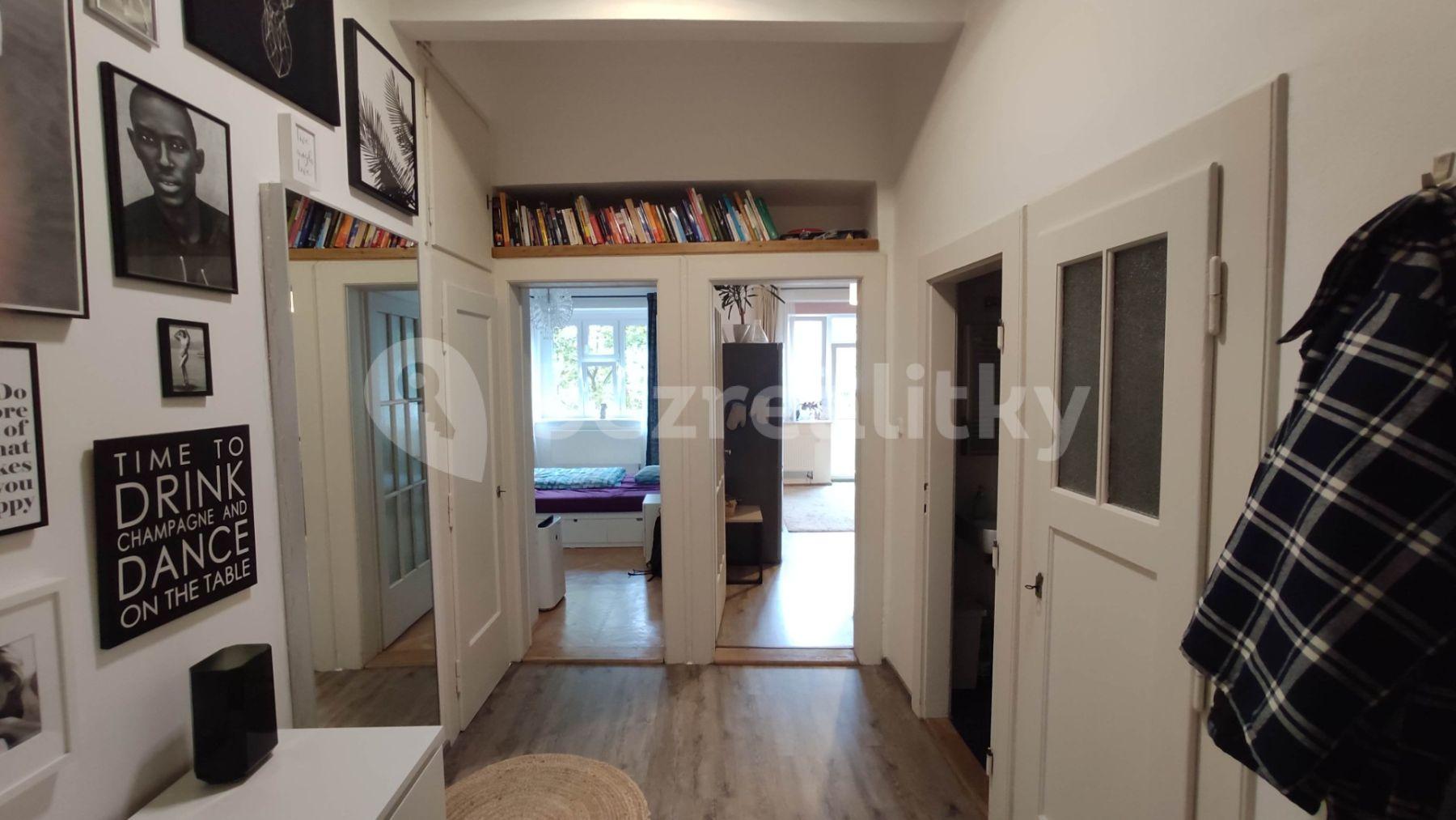 1 bedroom with open-plan kitchen flat to rent, 50 m², Jeseniova, Prague, Prague