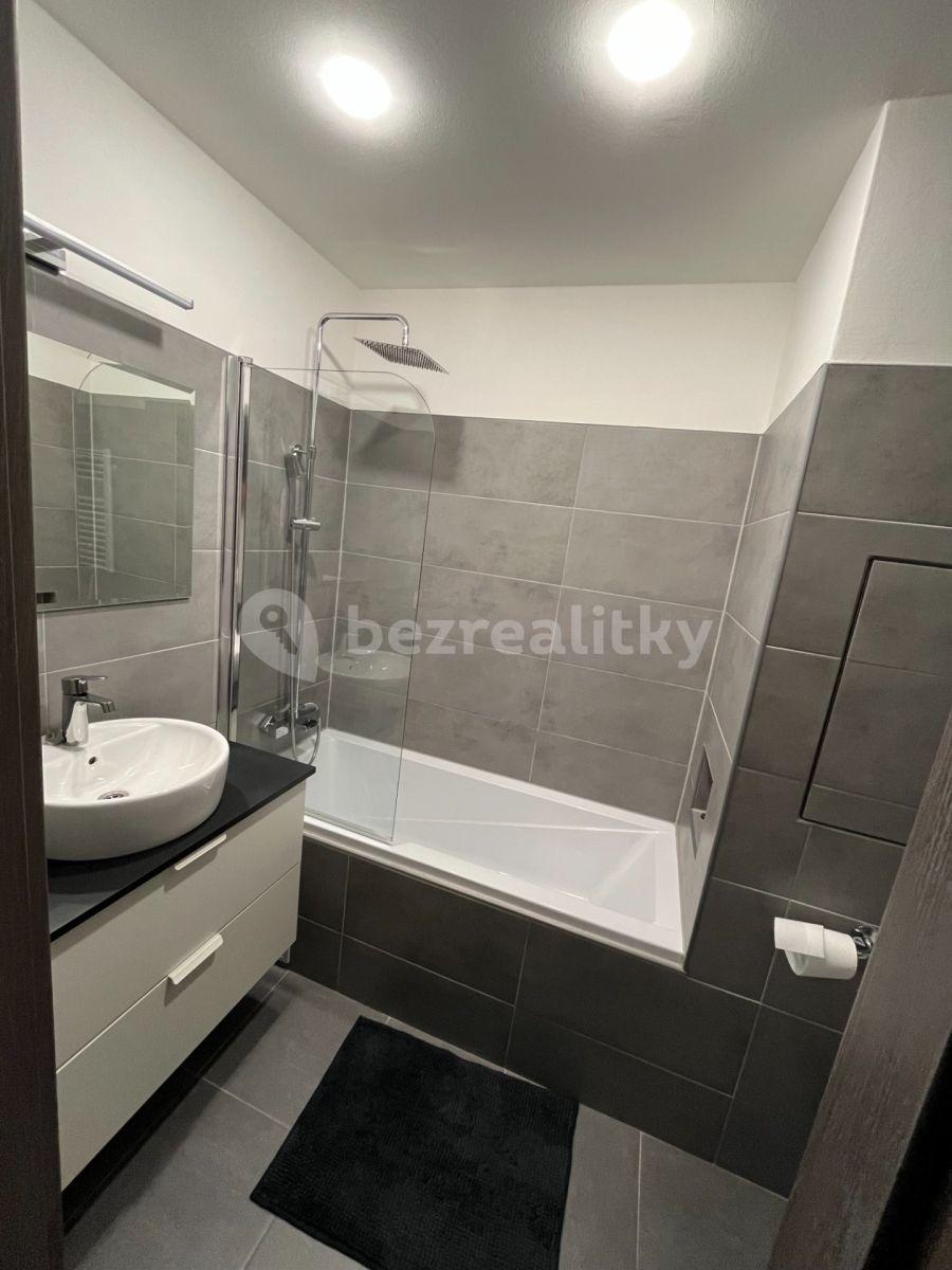 2 bedroom flat to rent, 64 m², Varenská, Ostrava, Moravskoslezský Region